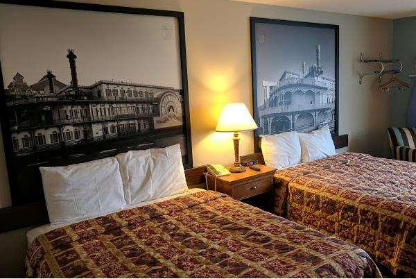 Super 8 By Wyndham Shenandoah Hotel Phòng bức ảnh